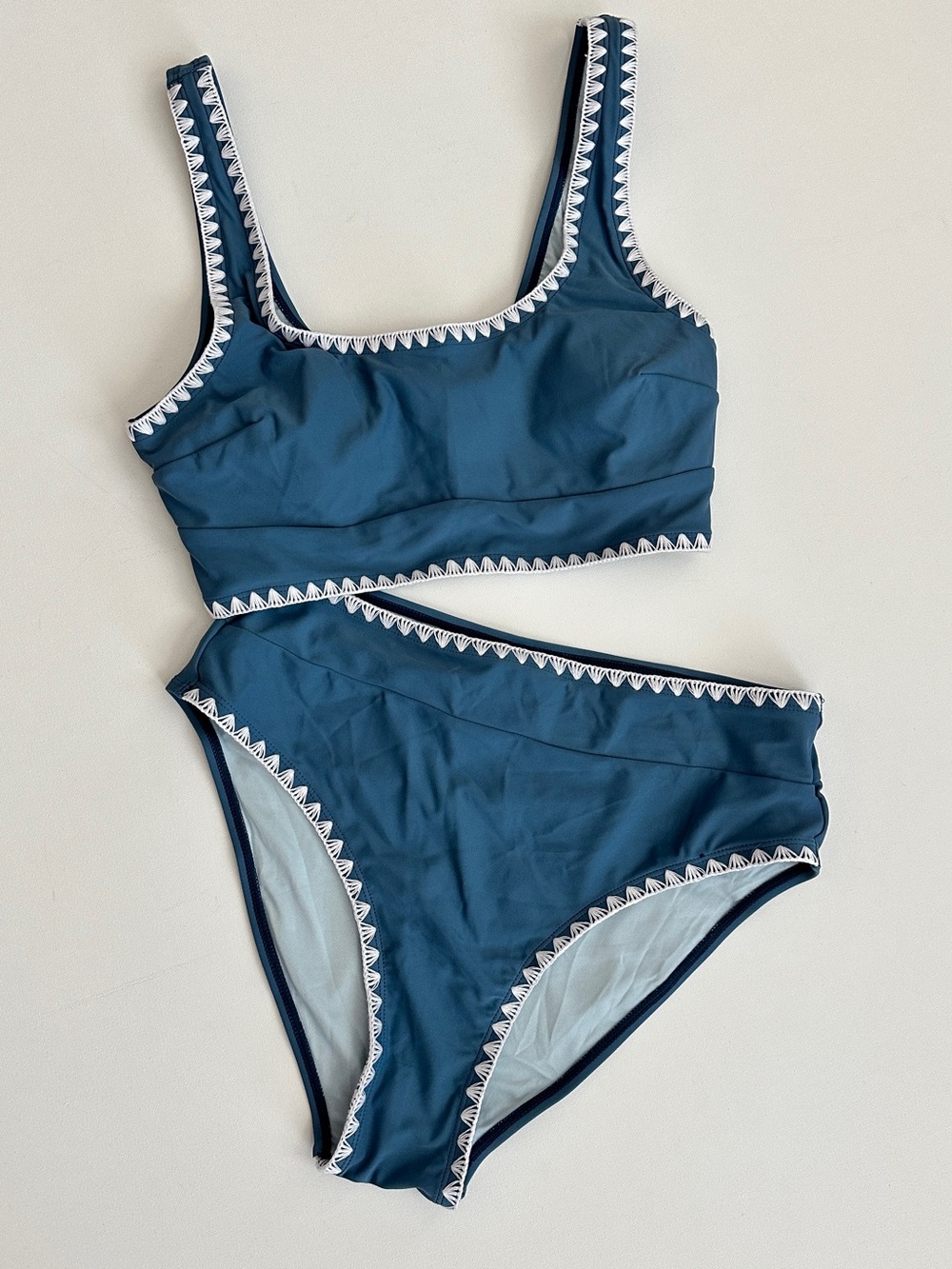 Cupshe Blue White Crochet Trim Scoop Neck High-Waist Bikini Set Size M